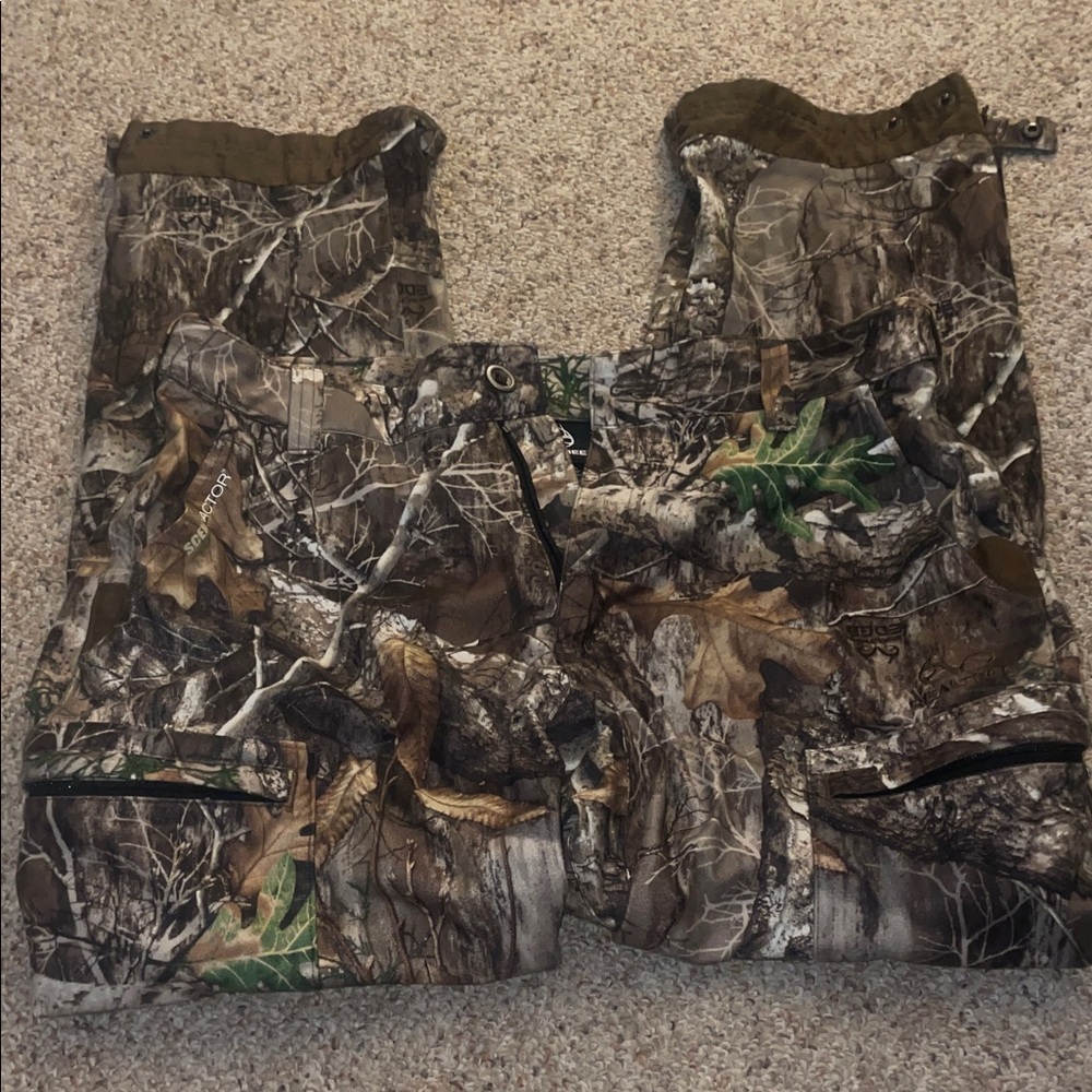 Realtree Camouflage Outdoor Pants
